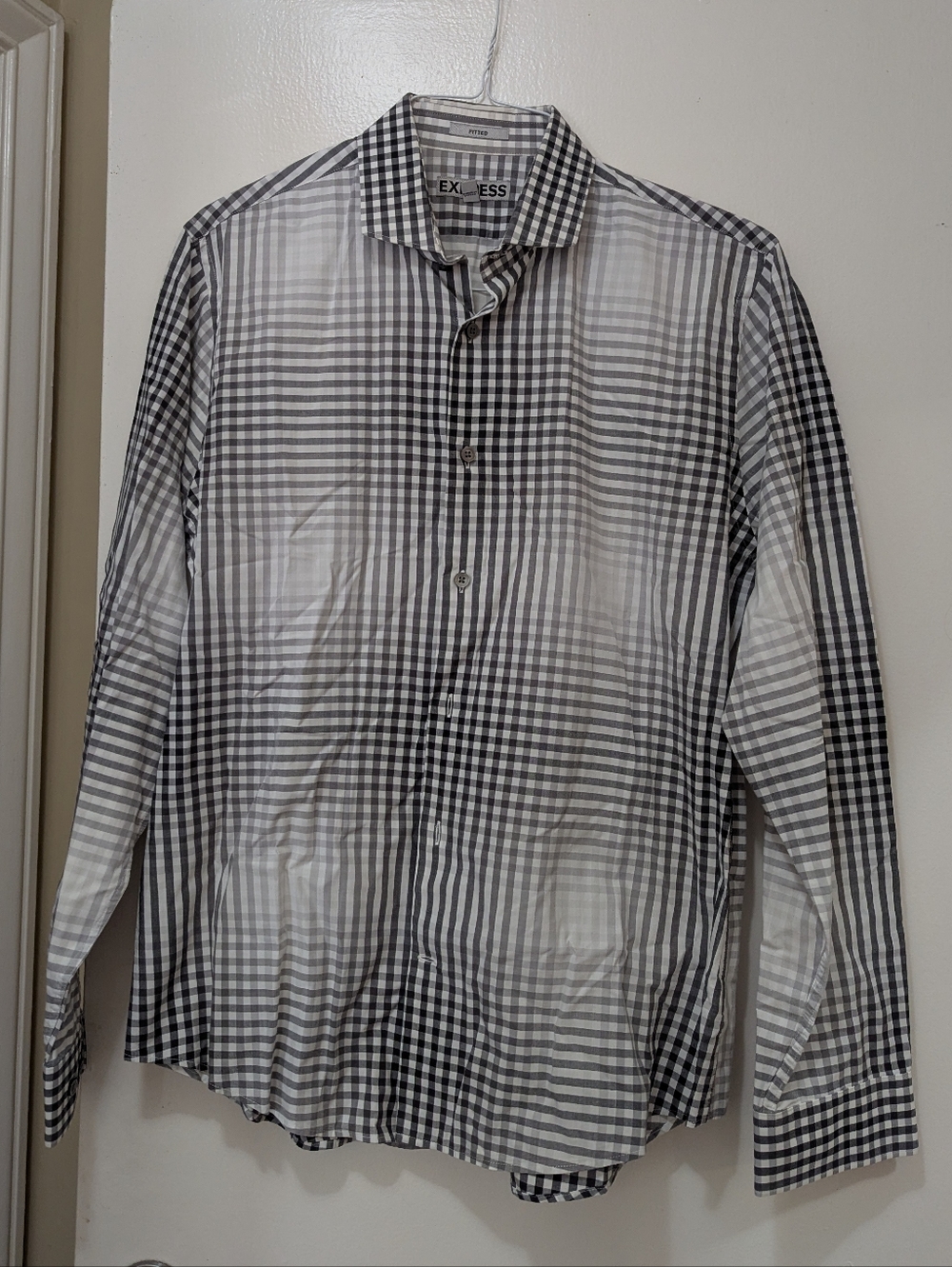 Express Black & White Plaid Button-Up Shirt
